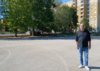 GERSTMÁR FERENC – Luxus a közterületi sportpálya?