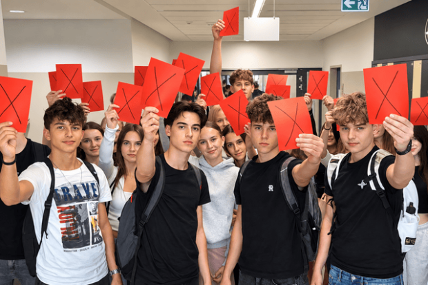 piroslap, PIROSLAP PROGRAM – Nyolcezer diák nemet mondott az iskolai bántalmazásra