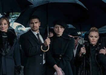 ÚRIEMBEREK – A Netflix szórakoztatóan zavarba ejtő sorozata